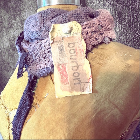 1 LEFT // distressed scrap bandanas - Picture 15 of 17